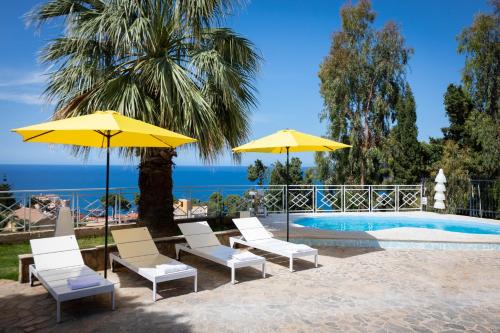 Villa al mare con piscina tra Palermo e Cefalù