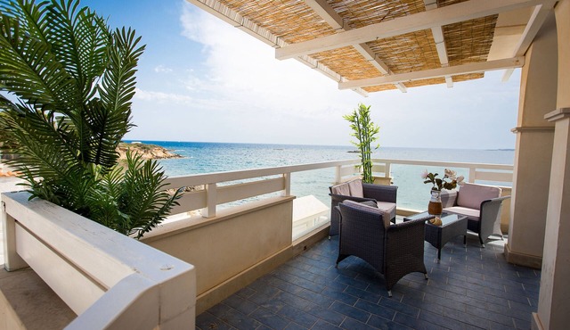 Villa Amateia Cyane seafront Indep. apt. 2/4 people - Syracuse - Plemmirio Park