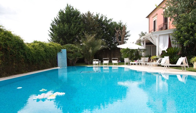 Villa "Antico Casale Conservatore"
