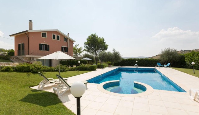 Villa Calaforno