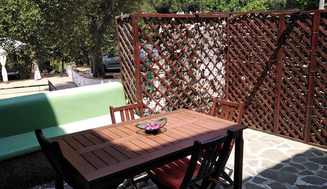 VILLA CECILIA/app. 4: tiny, nice and comfortable apartment overlooking the sea