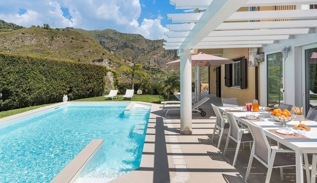Villa Chezarina – Taormina Area