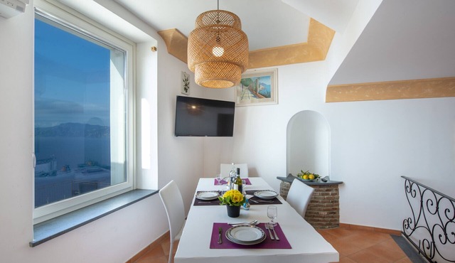 Villa Cimino - Central Villa Stunning Sea View