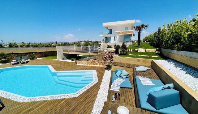 Villa Dafni | NEW Luxury Home | Heated Pool