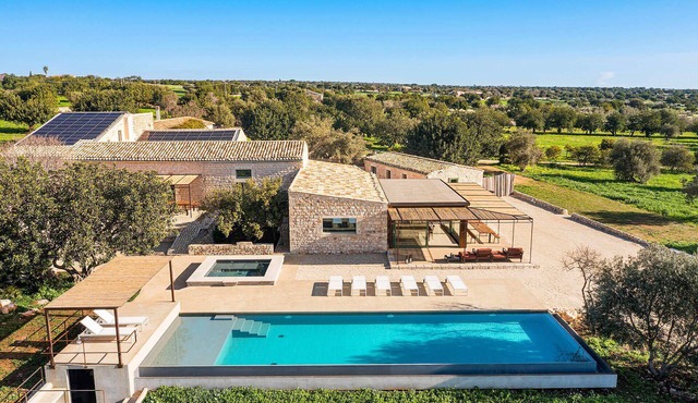 Villa del Sole with pool - My Rental Homes