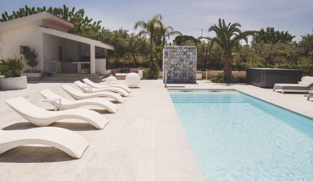 Villa delle Sterlizie - Amazing Villa with swimming pool and jacuzzi
