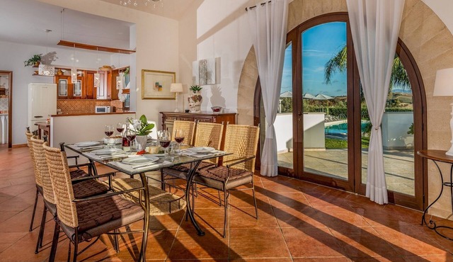 Villa Donna Agaver 6, Emma Villas in Paceco