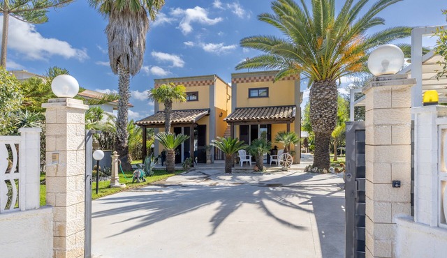Villa 'Forino Ragusa' with Private Terrace, Wi-Fi, and Air Conditioning