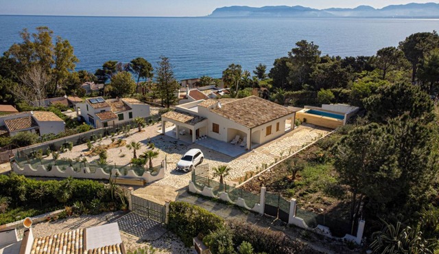 Villa Four by Sicily Travelling Villas