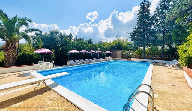 Villa Giada - villa with 4 rooms and swimming pool