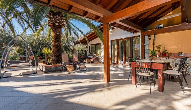 Villa 'Ginevra - Tra Etna E Taormina' with Sea View, Wi-Fi and Air Conditioning