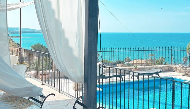 Villa Ibisco, com Piscina e Vista Mozzafiato