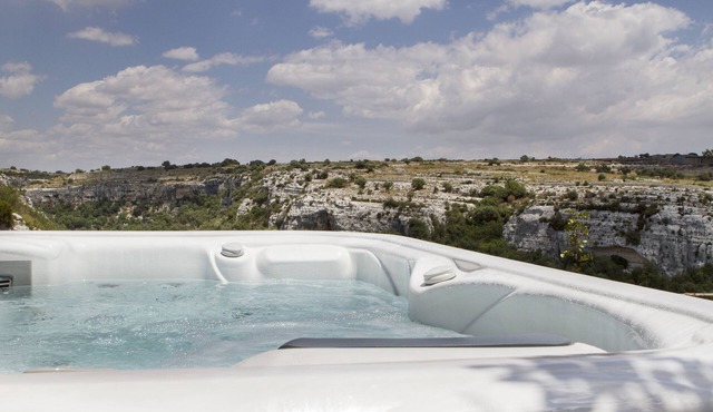 Villa Immersed In Nature With Private Pool And Outdoor Hot Tub