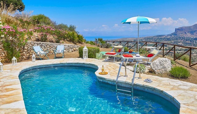 Villa Duilia - Two Bedroom Villa, Sleeps 4