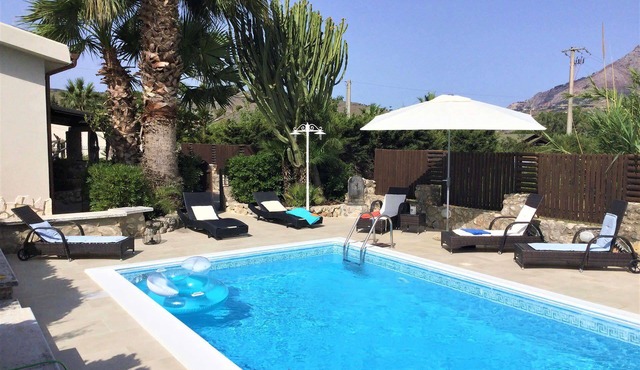 Villa Isabella with private pool - My Rental Homes