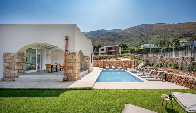 Villa Maris - Castellammare Del .