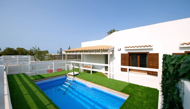 Villa Lilibeth, A private villa with private swimming pool in San Vito Lo Capo
