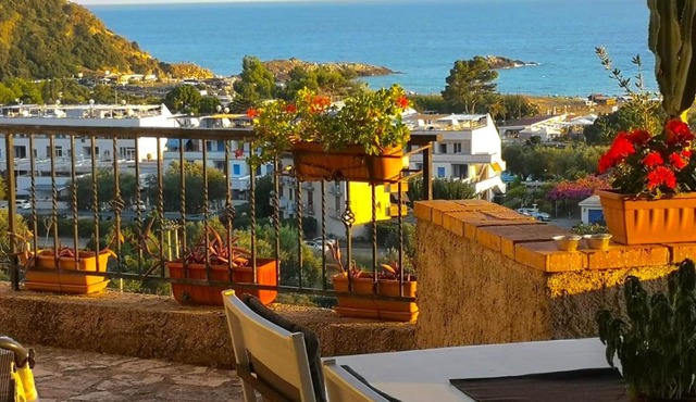 Villa Lo Scoglio