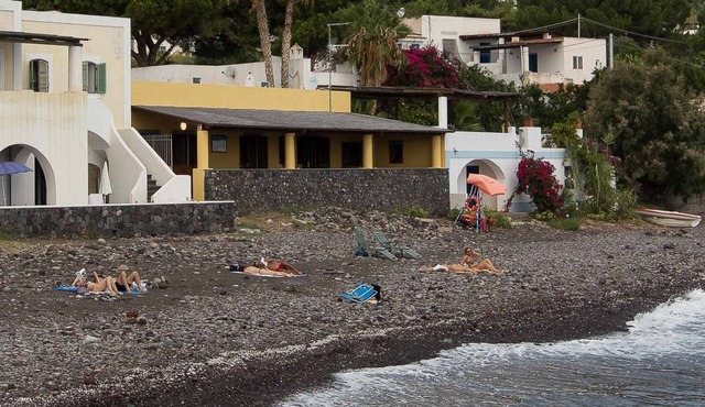 Villa Lucia, sea view and on the beach of Lingua