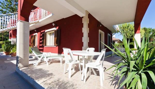 Villa Lucia holiday home