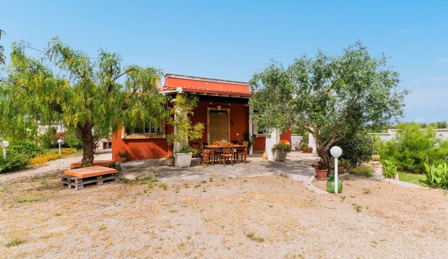 Villa 'Maison D'Artemisia' with Private Garden and Air Conditioning
