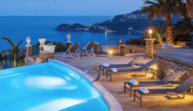 Villa Mare Azzurro - Letojanni, Sicilia