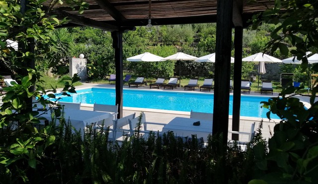 Villa Nasita Second floor apartment, panoramic terrace, 1 km from the sea