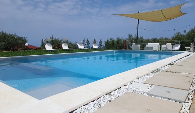 Villa Nino Petrelli ground floor with pool and private parking space