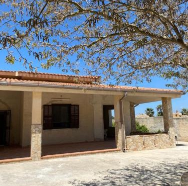 Villa singola a 1300 mt dal mare