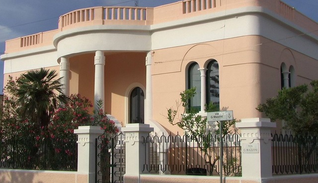 Villa with large garden up to 9 places in Salento