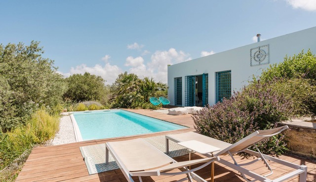 Villa 'Zabbara' with Private Pool, Wi-Fi and Air Conditioning