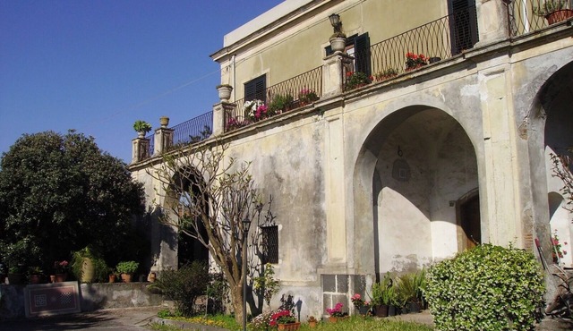 VilladeMaria1: between Etna and the sea!