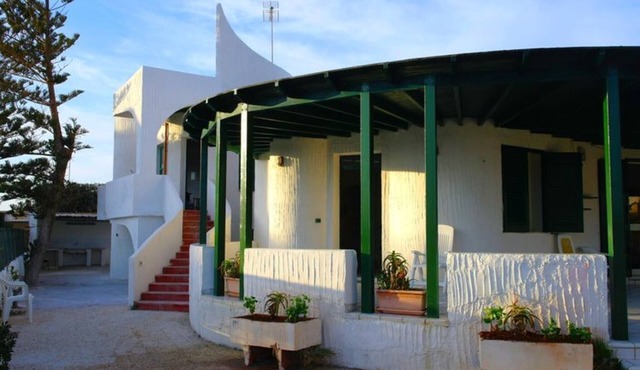 Villetta Parisi at 20 meters from the sea with Sea View and Terrace
