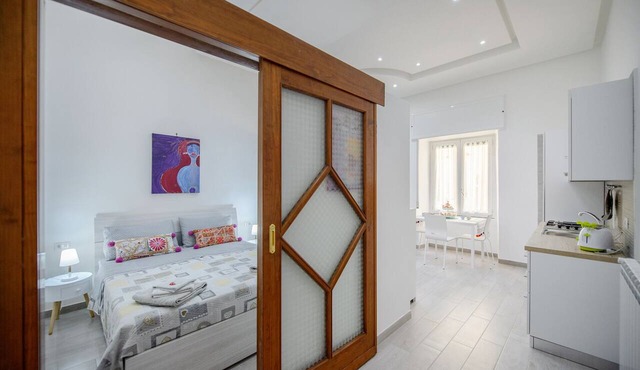 Vomero, close to Metro 1, bars restaurants and shopping ☀️JOLI MIRANDA Apartment