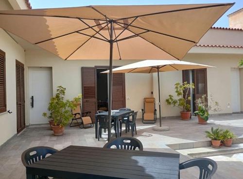West Sicily - Villa with Garden and Parking