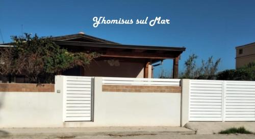 Yhomisus sul mar- Villetta singola