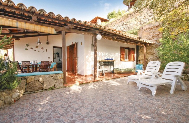 2 bedroom accommodation in Parghelia VV