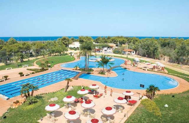 30 m² Resort ∙ 3 bedrooms ∙ 5 guests
