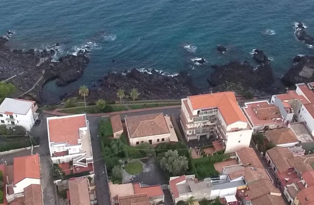 Apartment for 7 persons + 4 children approx. 90 qm in Stazzo, Sicily (East coast of Sicily)