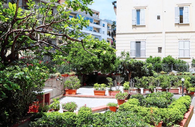 Appartamento con giardino a Mergellina