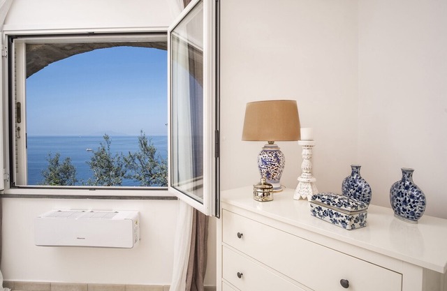 Bright and charming VILLA VALENTINA with private panoramic terrace and sea view