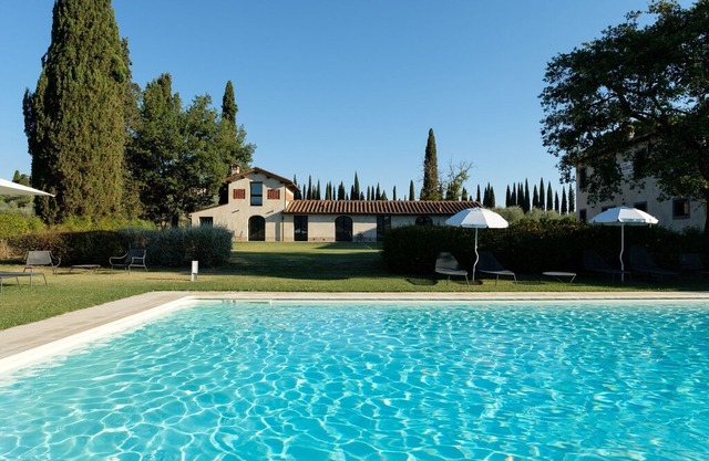 Country House / Farm House in Cavriglia with 2 bedrooms sleeps 4