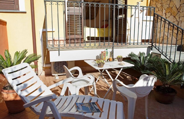 Flat 'Adriana' near the beach
