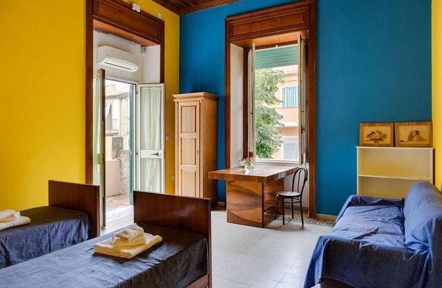 Traditional Holiday Home in Nicotera Marina with Garden