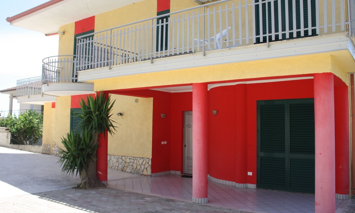 Falerna Bed & Breakfast | B&B Paradiso