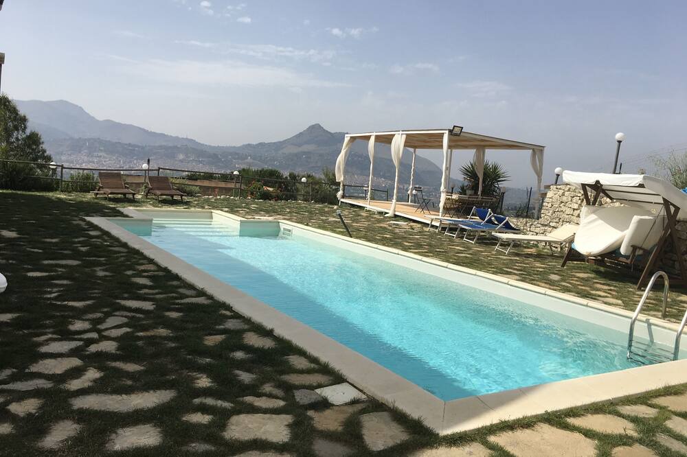 Misilmeri Villa | Apartment Villa Anny