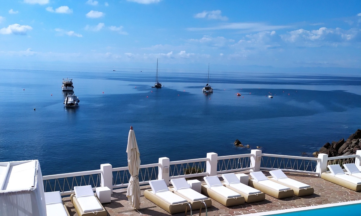 Panarea Hotel | Hotel La Piazza