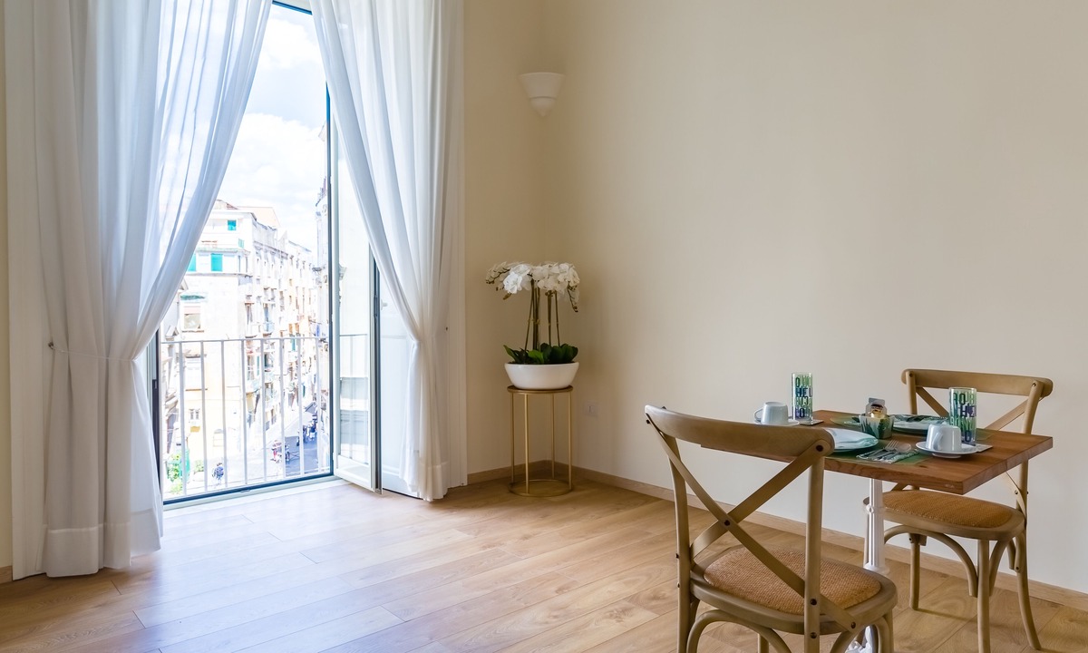 Naples Bed & Breakfast | La Gatta Cenerentola Rooms