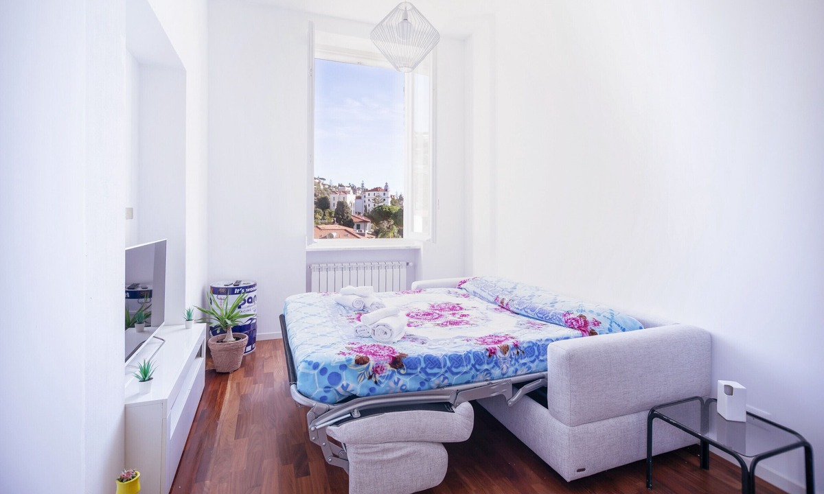 Bordighera Apartment | Belvedere Hambury Apartment by Wonderful Italy