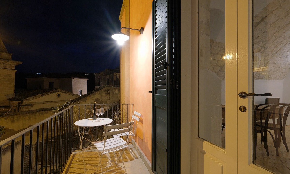 Ragusa Apartment | Raffo, appartement with view in Ragusa Ibla